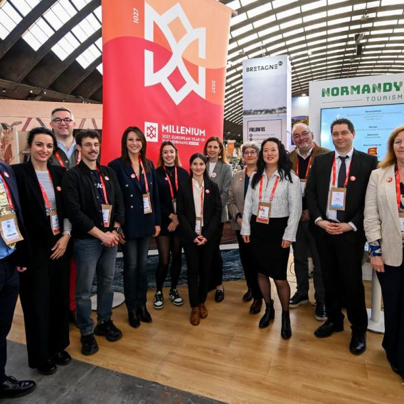 Photo de groupe des partenaires présents aux Rendez-vous en France 2026