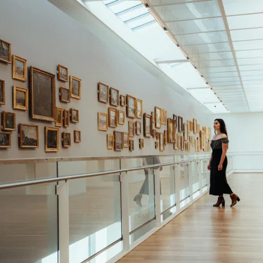 Une femme au Musée MuMa Le Havre