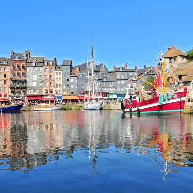 Mise en sécurité d’un périmètre autour du quai Sainte-Catherine à Honfleur