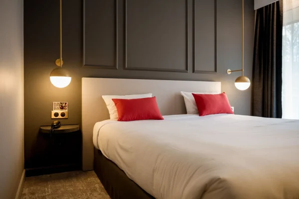 Chambre, hôtel Spa du Béryl, Bagnoles-de-l'Orne