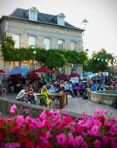Tour de France, TV néerlandaise et belge - Clécy 10 juille