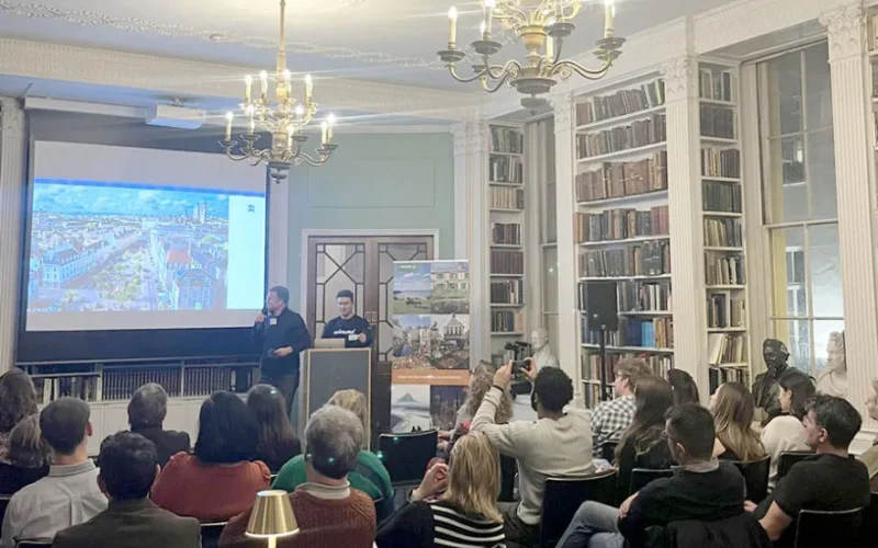 Confférence de presse réussie à Londres pour la Normandie
