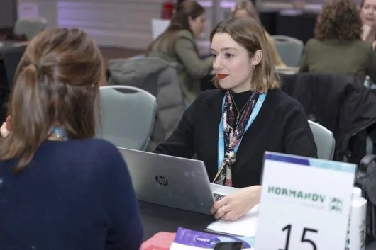 Pauline de Normandie Tourisme participant au salon Meet the Media de Dublin
